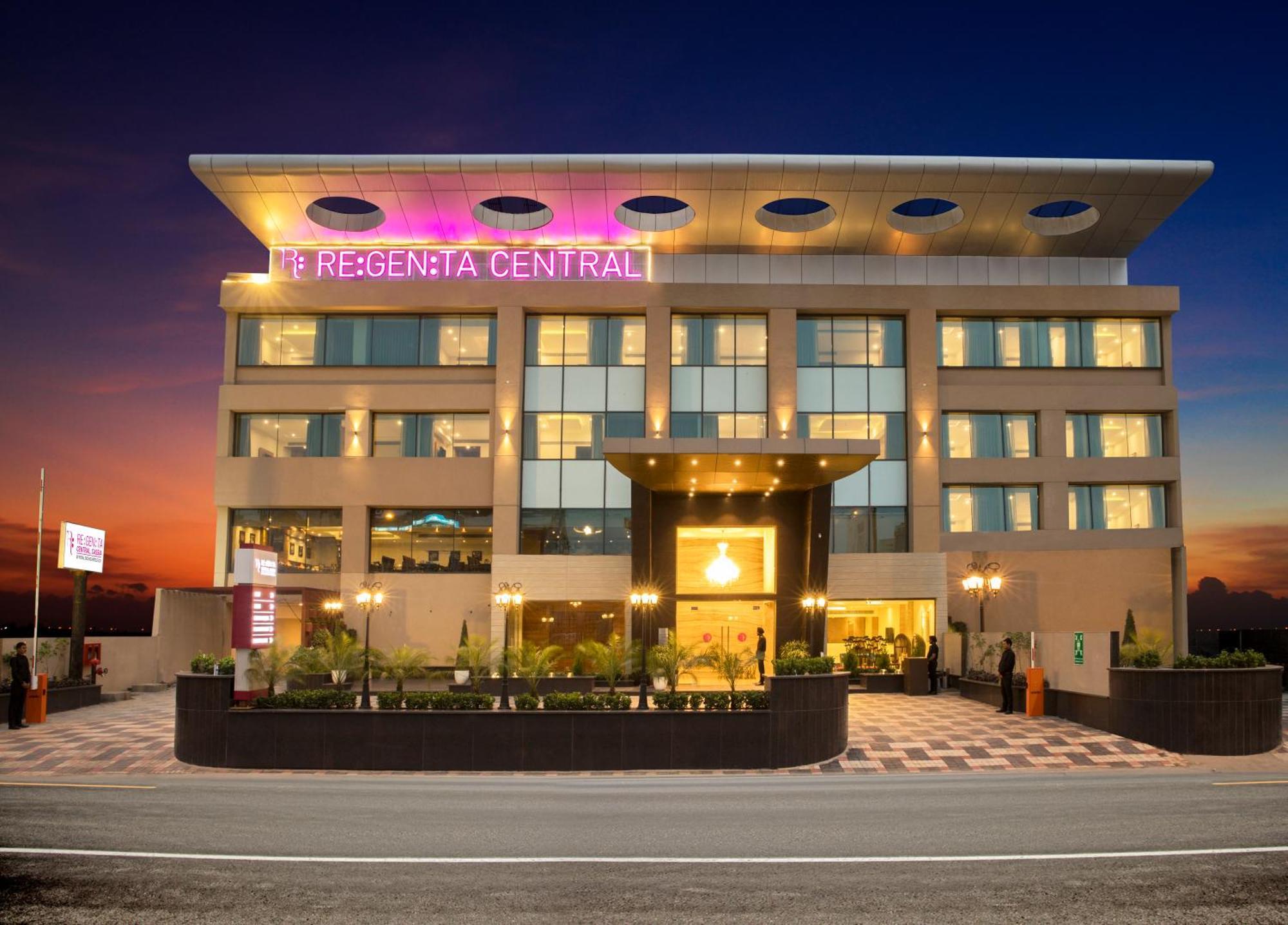 Regenta Central Cassia Zirakpur Chandigarh Zewnętrze zdjęcie