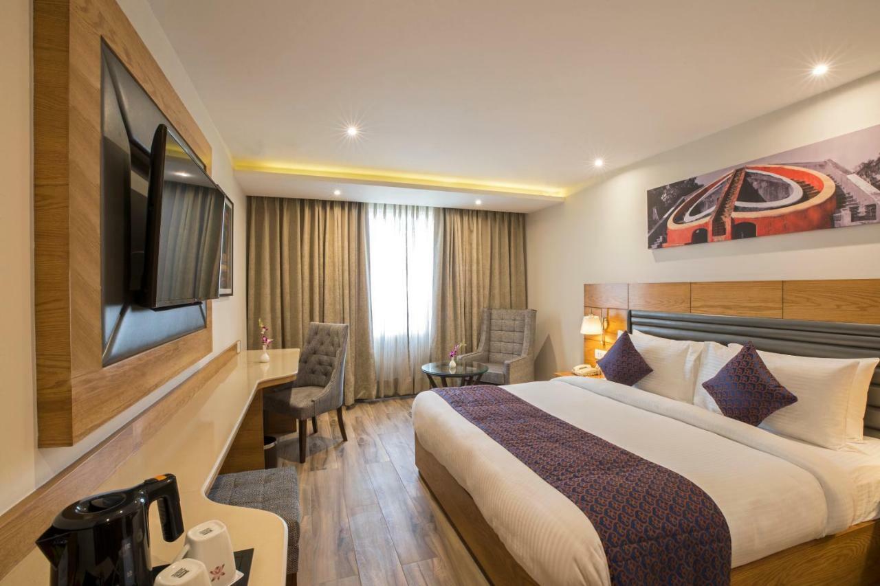 Regenta Central Cassia Zirakpur Chandigarh Zewnętrze zdjęcie