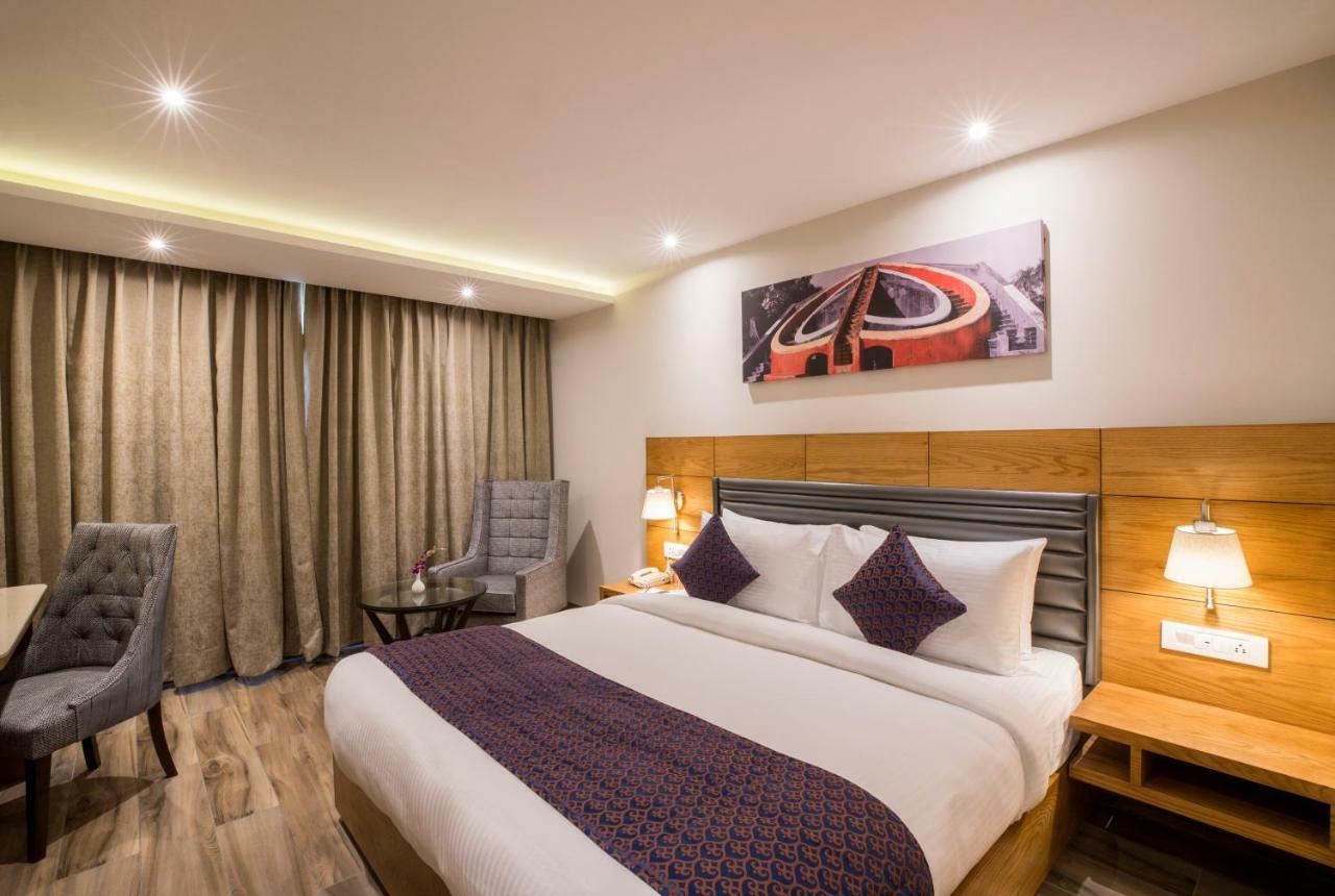 Regenta Central Cassia Zirakpur Chandigarh Zewnętrze zdjęcie