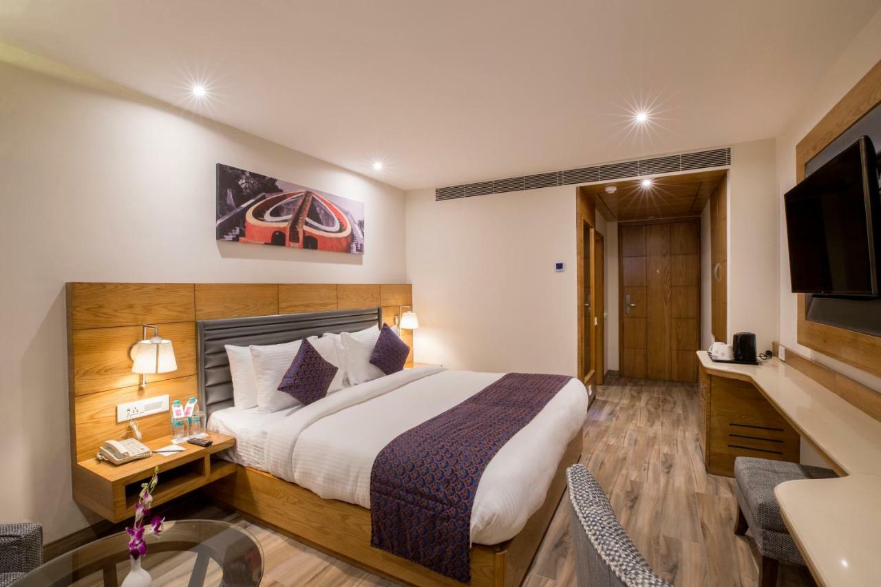 Regenta Central Cassia Zirakpur Chandigarh Zewnętrze zdjęcie