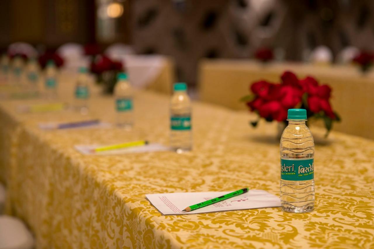 Regenta Central Cassia Zirakpur Chandigarh Zewnętrze zdjęcie